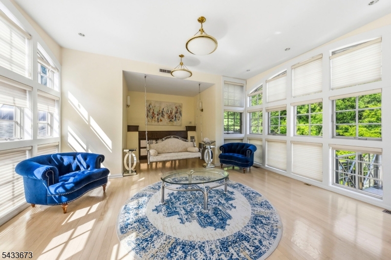 Bel Air - Residential