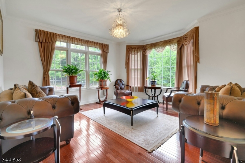 Skytop Cul de Sac - Residential