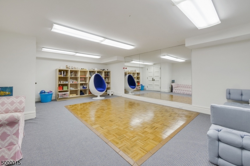 Old Short Hills - Residential