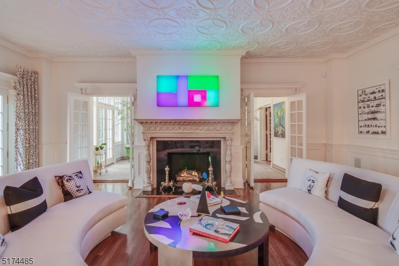 Old Short Hills - Residential