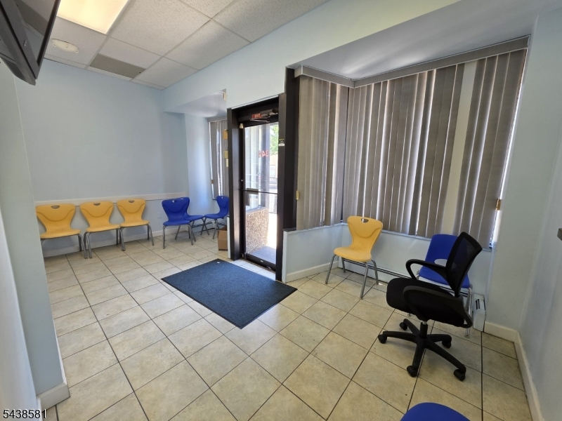 Excellent opportunity to lease a well-maintained commercial space in a high-traffic location with outstanding visibility. Situated on the street level, this versatile property is ideal for a variety of businesses, including professional, medical, or service-oriented uses. Conveniently located next to a bus stop and within walking distance of NYC transportation, providing easy access for customers and employees alike. Approximately 1,000 SF, Street-level location with excellent exposure.7 rooms/offices,2 bathrooms, Suitable for general business or medical office use. Tenant pays all utilities. High-visibility location with steady traffic