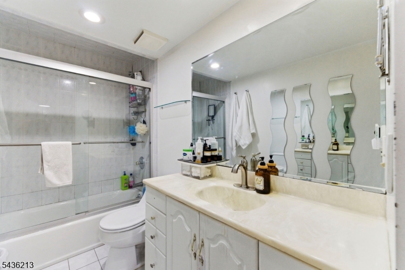 Condo - Residential