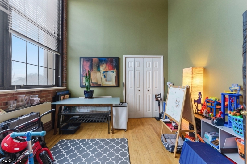 Condo - Residential