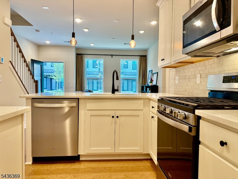 Scarlet Place - Residential Lease