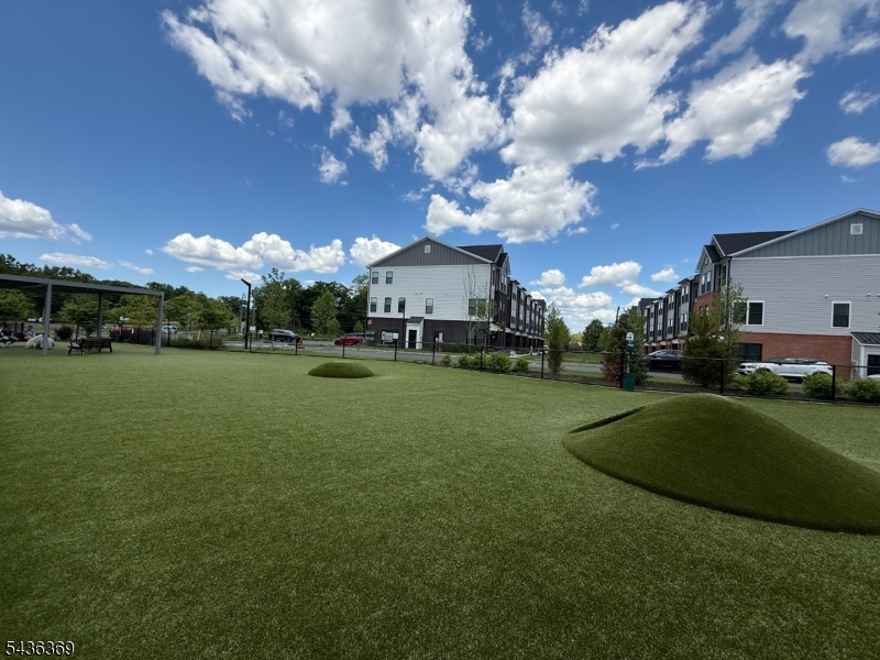 Scarlet Place - Residential Lease