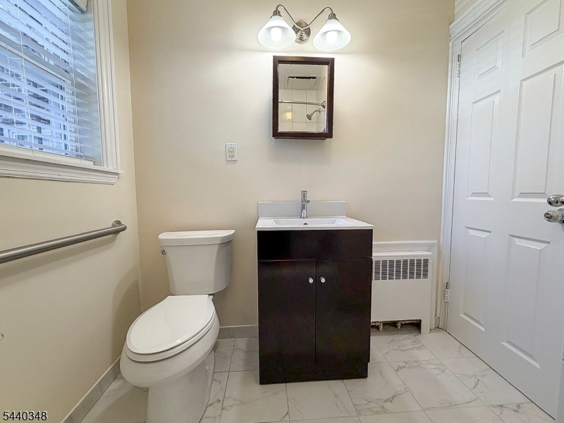 CONDO - Residential