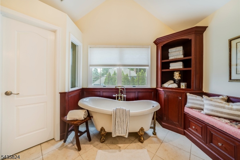 Shadow Ridge - Residential