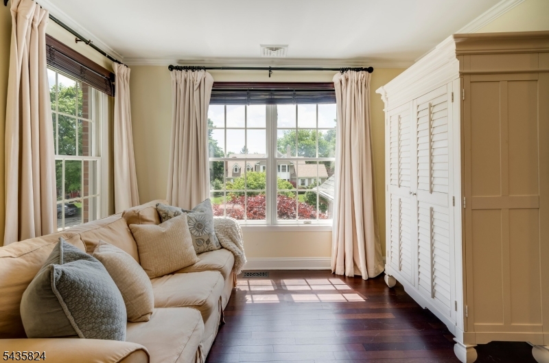 Shadow Ridge - Residential
