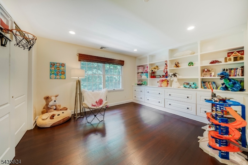 Shadow Ridge - Residential