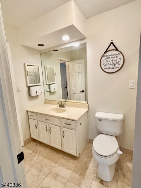 Woodbridge Commons - Residential