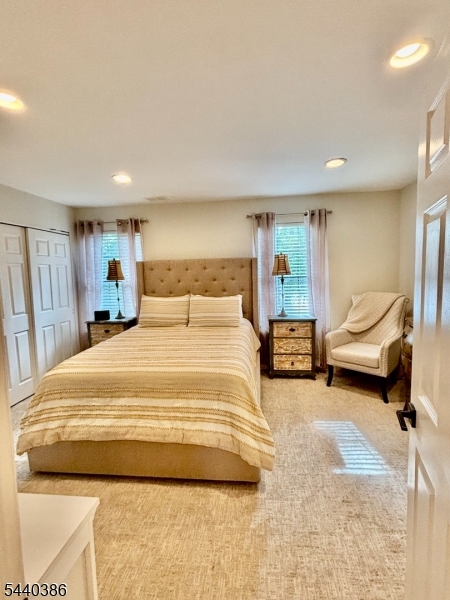 Woodbridge Commons - Residential