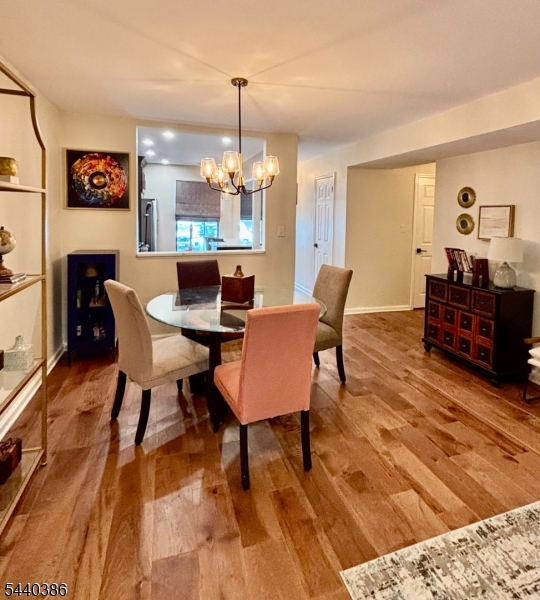 Woodbridge Commons - Residential