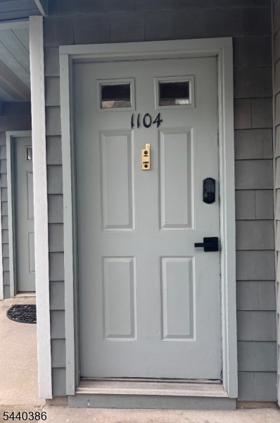 Woodbridge Commons - Residential