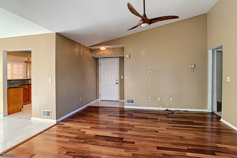 Fieldstone - The Hills - Residential