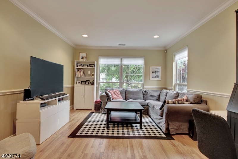 Hamilton Crest - Residential Lease
