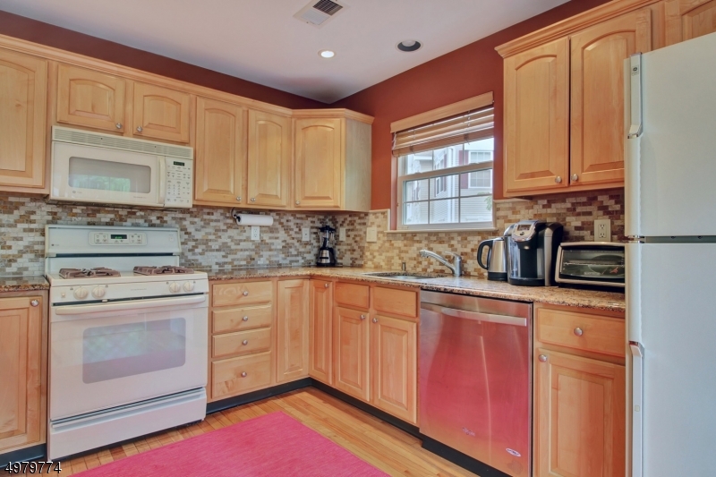 Hamilton Crest - Residential Lease