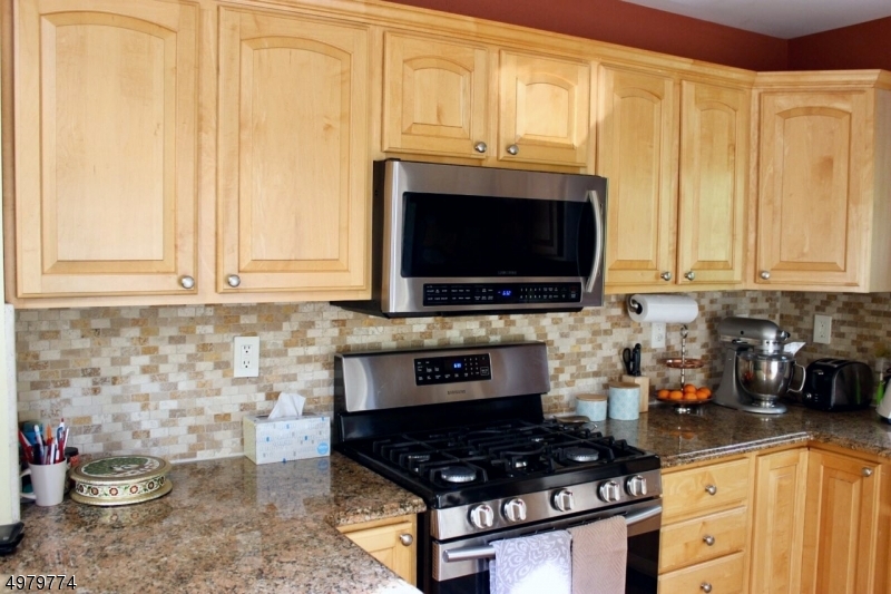 Hamilton Crest - Residential Lease