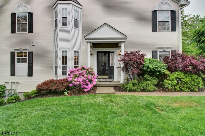 Hamilton Crest - Residential Lease