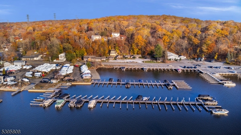 LAKE HOPATCONG PROSPECT POI - Land