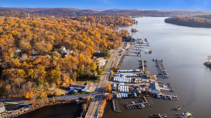 LAKE HOPATCONG PROSPECT POI - Land