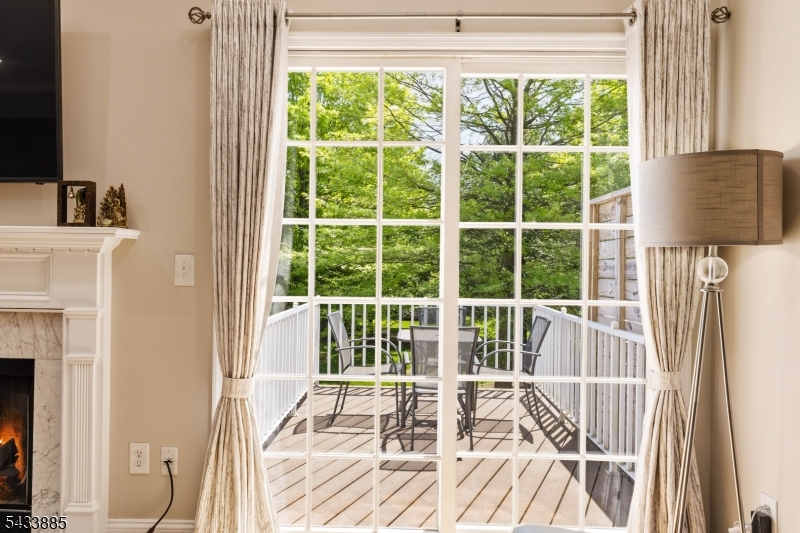 Mazdabrook Commons - Residential