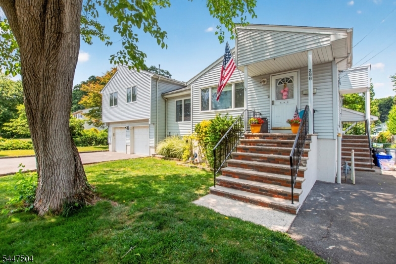 Lake Parsippany - Residential