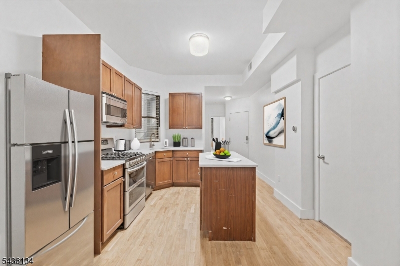 Condo - Residential