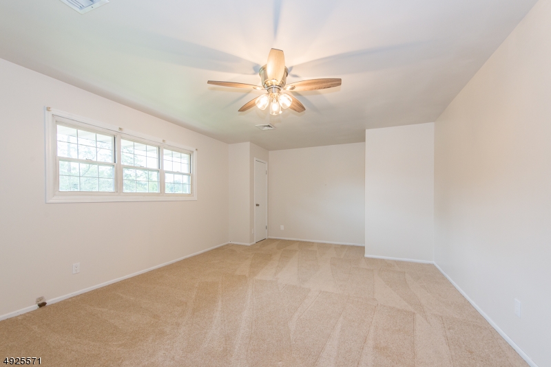 KENDALL PARK - Residential