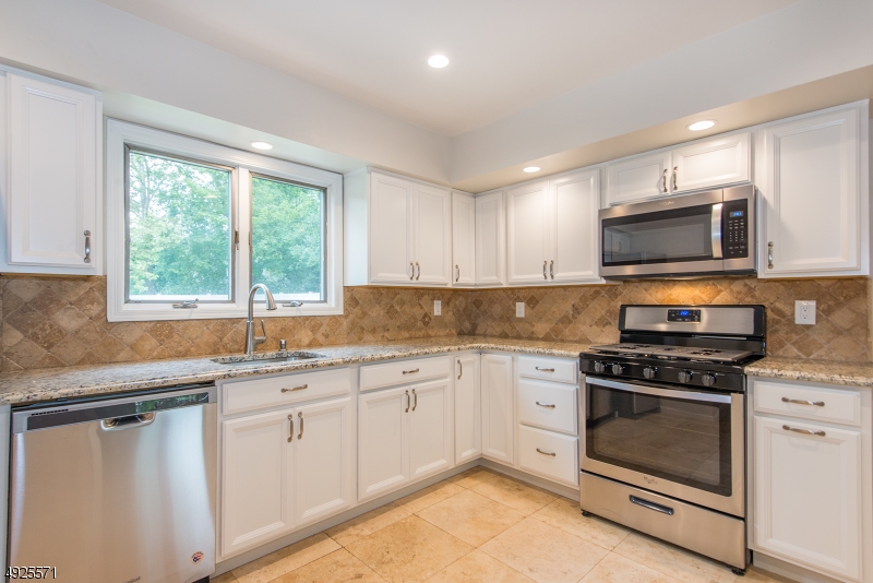 KENDALL PARK - Residential