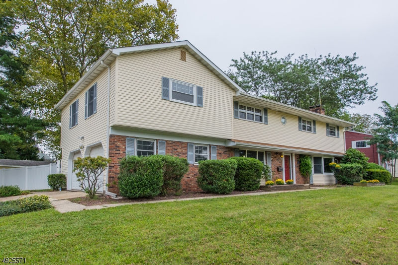 KENDALL PARK - Residential
