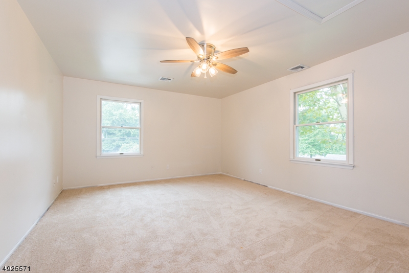 KENDALL PARK - Residential