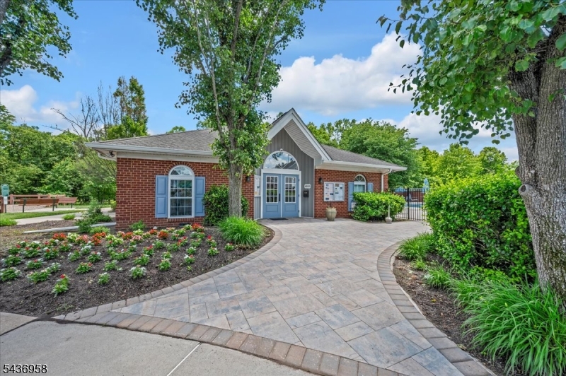 Glenbrooke - Residential
