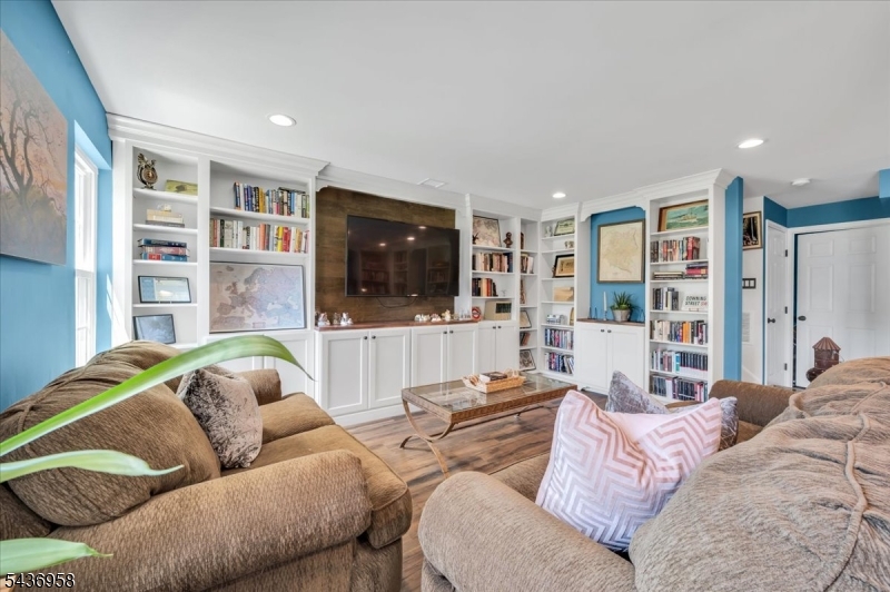 Glenbrooke - Residential