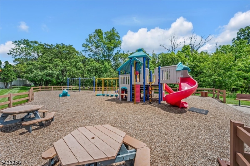 Glenbrooke - Residential