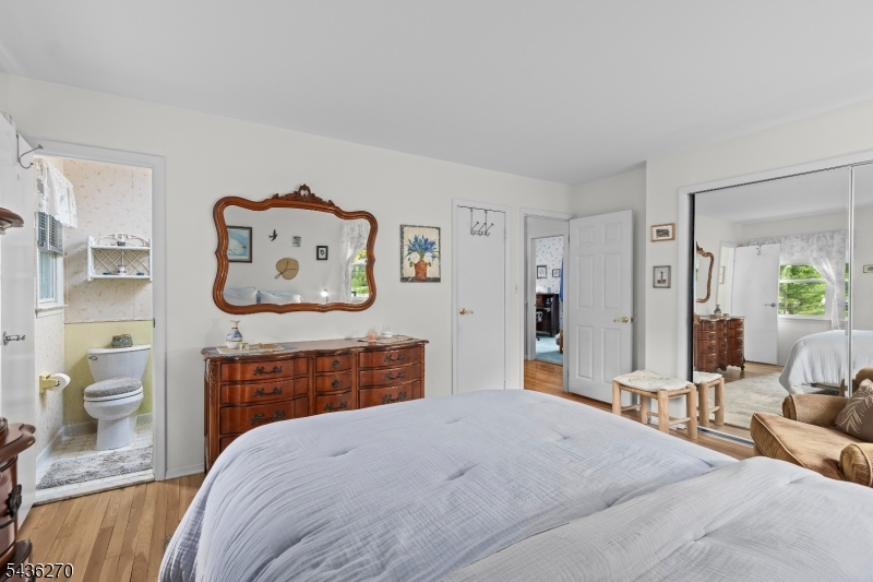 Forest Hills - Residential