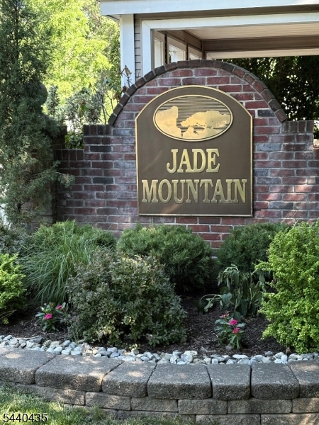 Jade Mountain - Residential Lease