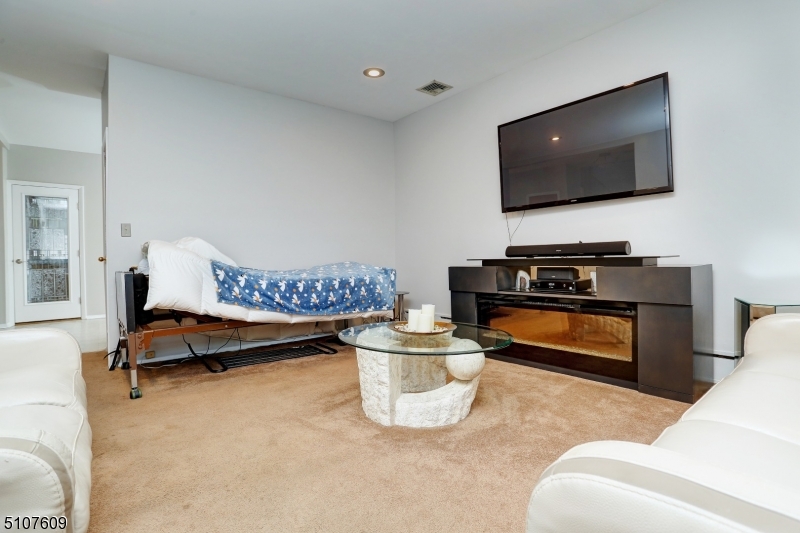 Lake Parsippany - Residential