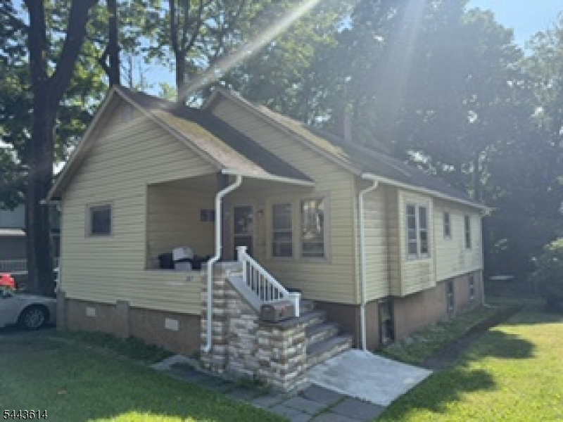 Opportunity awaits with this 3-bedroom, 1-bath home, perfect for investors, flippers, or buyers looking to build instant equity. Ideally situated just a short distance from the lake and beach, this property offers a desirable location with tremendous upside.The home requires renovation but presents the potential to be reconfigured into a 4-bedroom residence, maximizing its value and functionality. With low taxes and endless possibilities, this is an excellent investment for the right buyer.Cash or renovation loan only. Property is being sold as is.