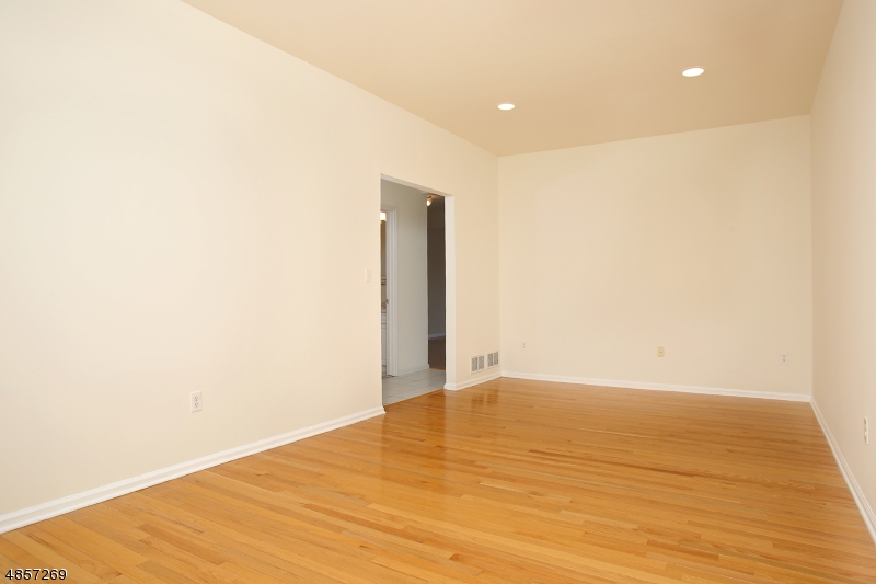 Glenmont Commons - Residential
