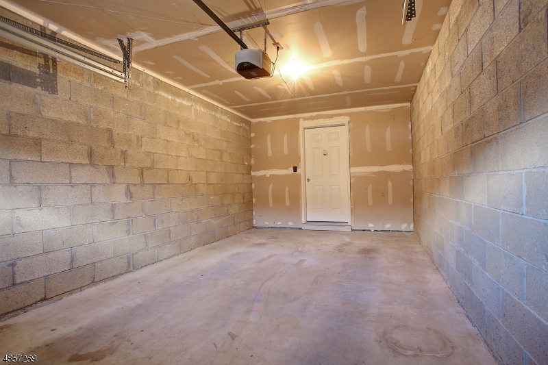 Glenmont Commons - Residential