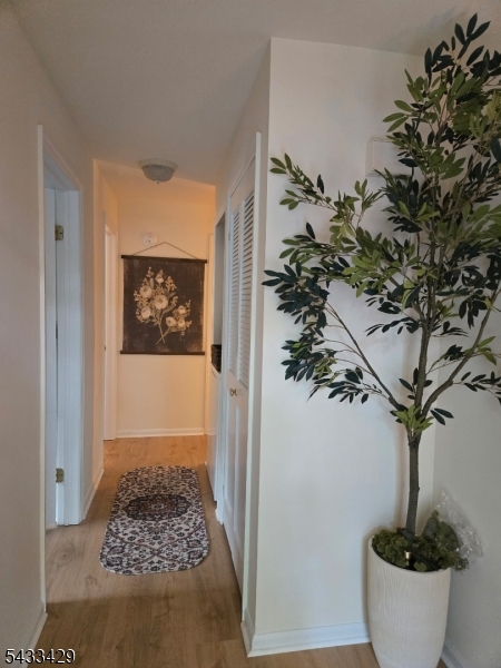 Hunters Crossing - Residential Lease