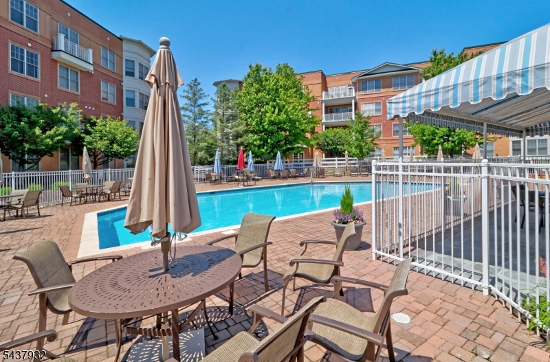 The Pointe - Residential