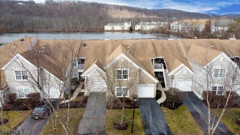 WILLOW WALK - Residential