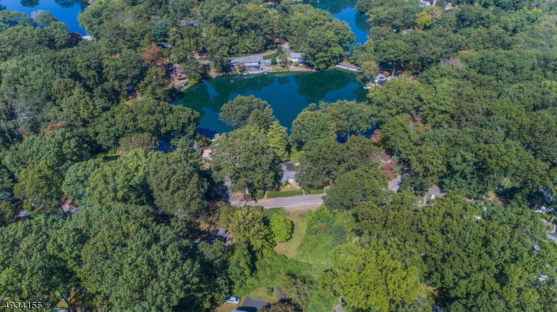 Rainbow Lakes - Land
