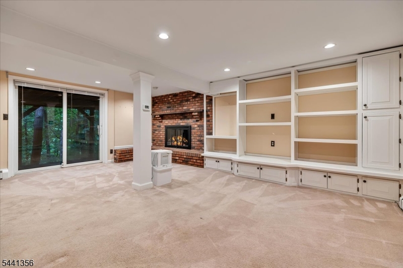 Skyline Lakes - Residential
