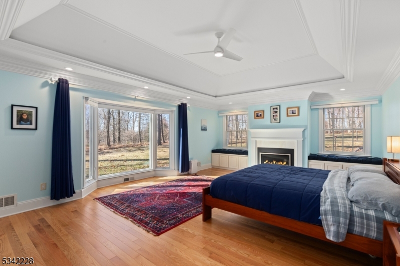 Washington Coner - Residential