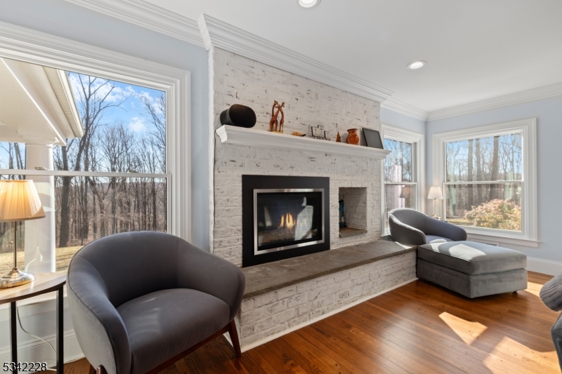 Washington Coner - Residential