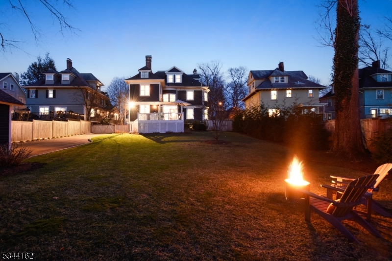 Walnut Street - Residential
