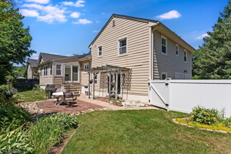 Convent Station - Residential