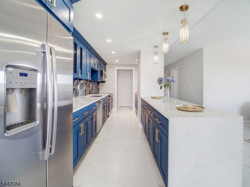 Harrison Park Towers - Residential
